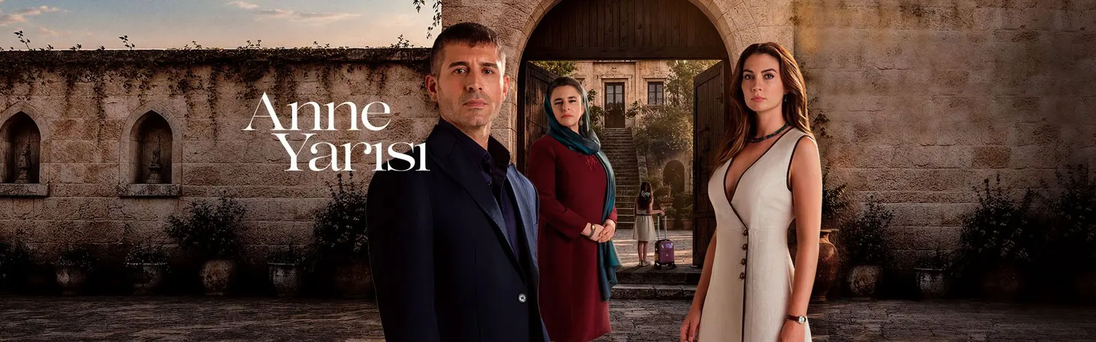 Anne Yarısı dizisinin resmi afişi (NOW)